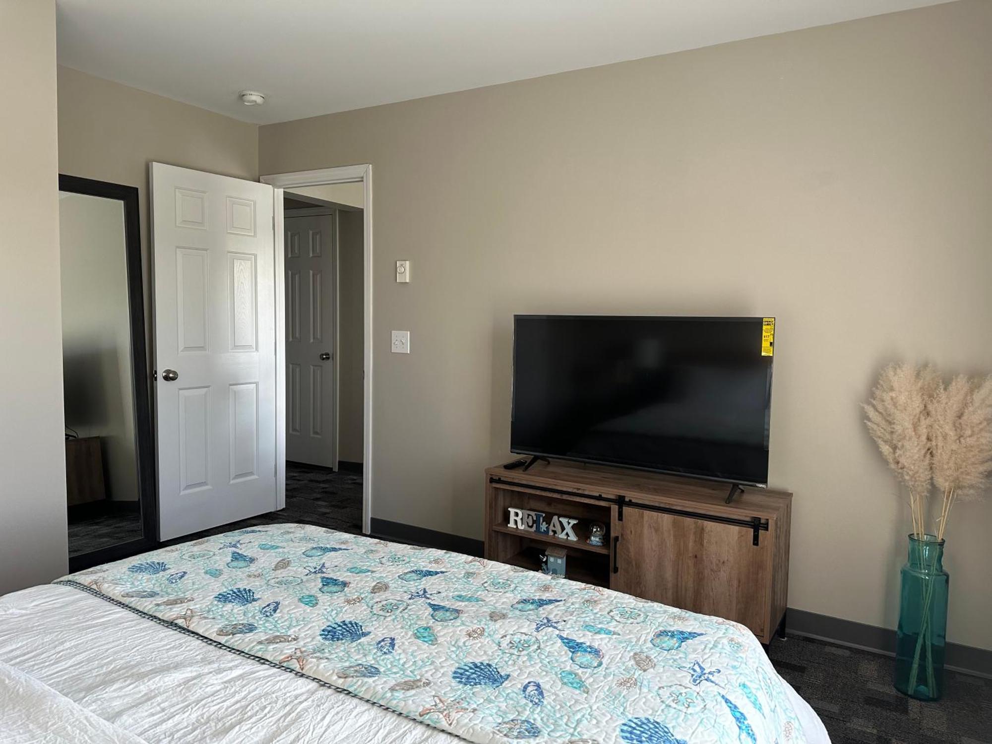 Holiday home Hidden Oasis, Duplex A. Close To Almost Everything *