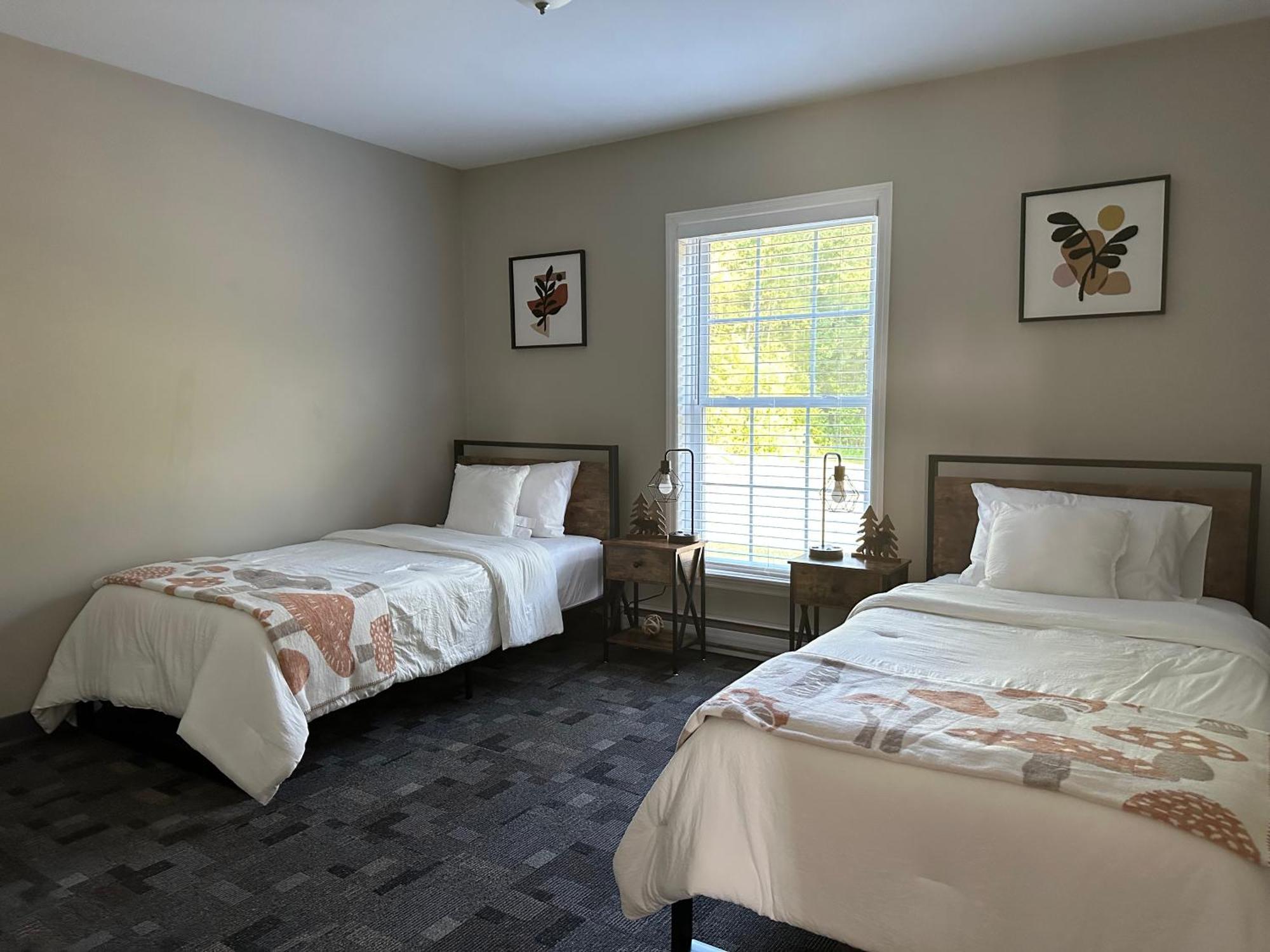 Hidden Oasis, Duplex A. Close To Almost Everything * Lincoln